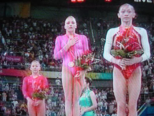Shawn Johnson, Nastia Liukin, Yilin Yang
