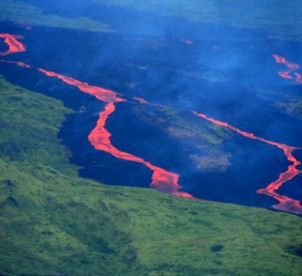 Cerro Azul Volcano Eruption: May 30, 2008