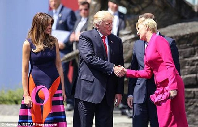 Newsweek falsely reported that Agata Kornhauser-Duda did not shake President Trump's hand.